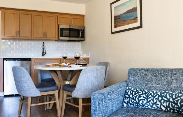 Seascape Beach Resort image 37